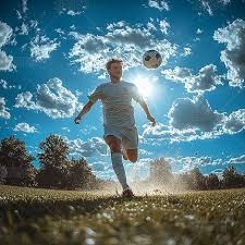 西媒：特尔施特根想尽快复出踢欧冠决赛，但他的