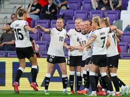 25场12负！曼联创51年之耻，媒体人开炮：没实力没自信太无聊