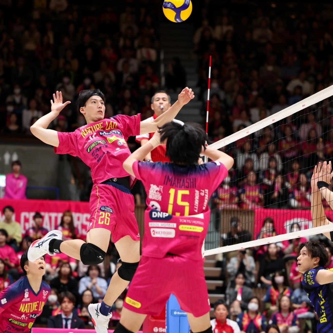 复刻利物浦经典战术！德国队巧借角球破意大利防线