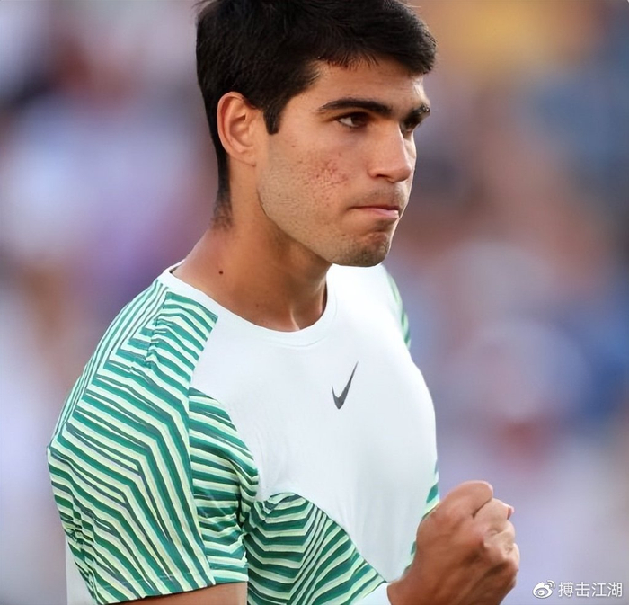 游席位的强 游席位的强