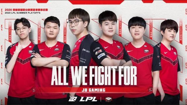 手之间的一 手之间的一